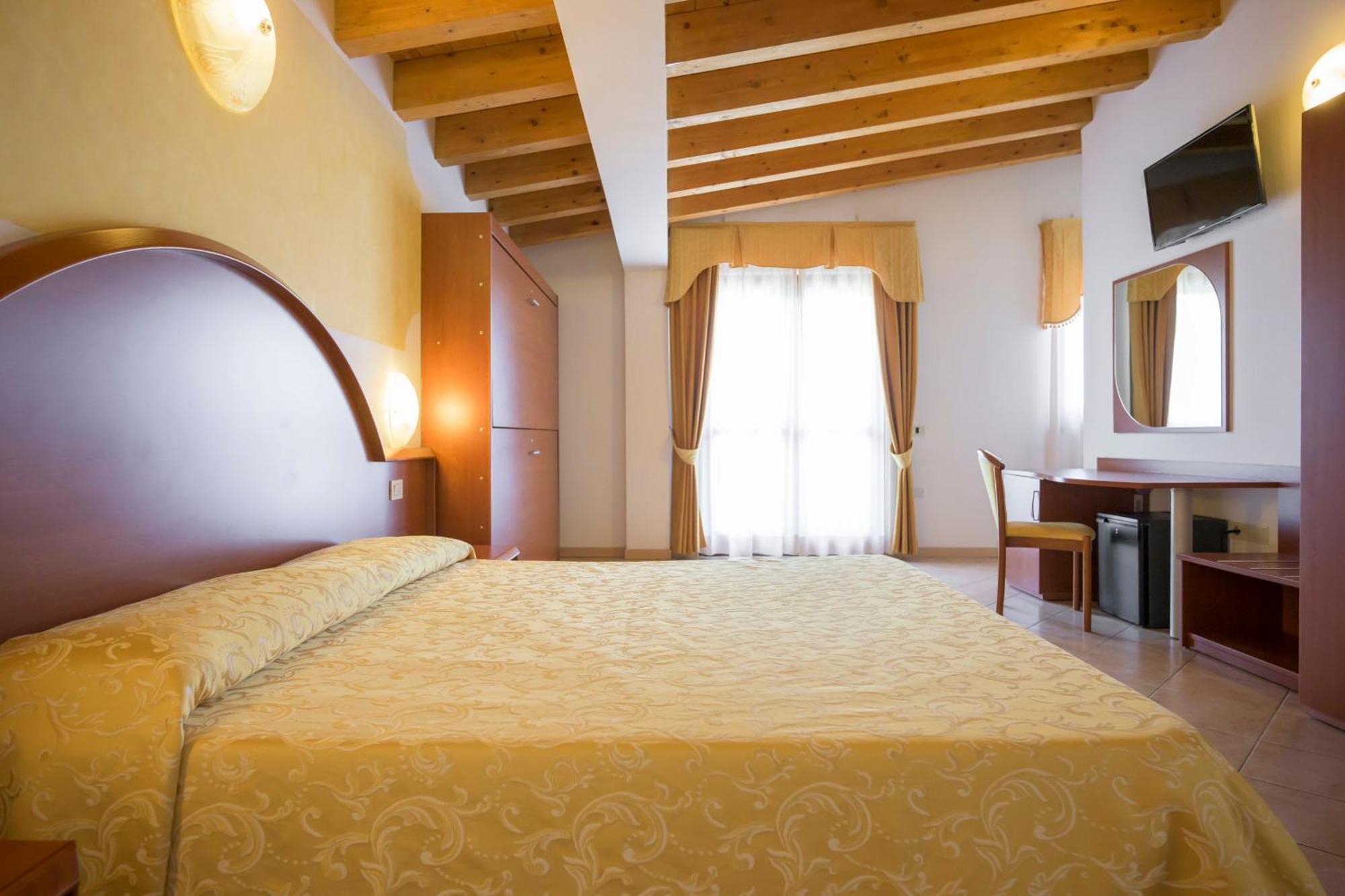 Piccolo Paradiso Hotel Toscolano Maderno