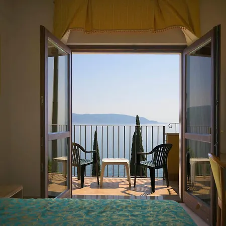 All Inclusive Hotel Piccolo Paradiso Toscolano Maderno Exterior photo