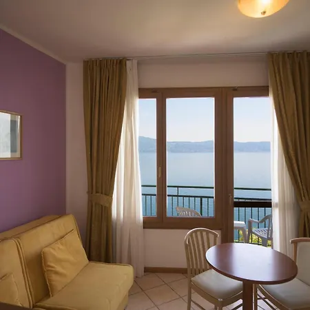 All Inclusive Hotel Piccolo Paradiso Toscolano Maderno Exterior photo